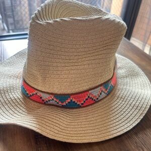Beach hat with colorful rim.